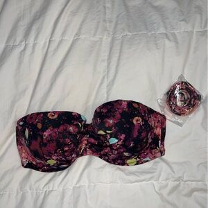 NEVER WORN! Victoria Secret bikini top bandeau optional straps red floral